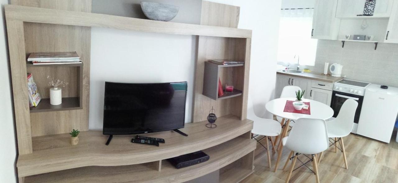Apartman Gust Herceg Novi Zewnętrze zdjęcie